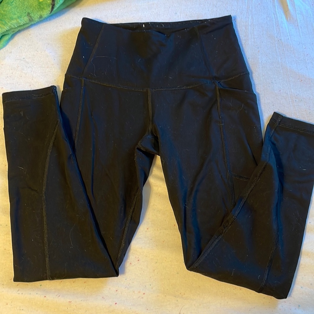 Victoria Sport leggings w/pockets